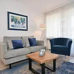 Metropol, Whg 2, Landseite