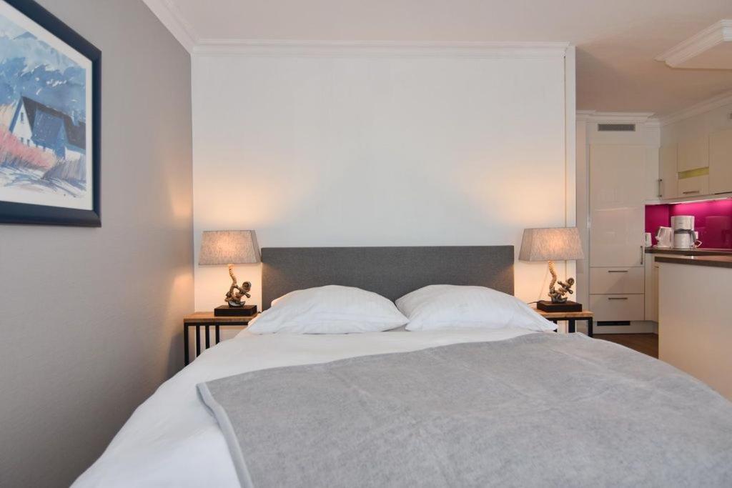 Metropol, Whg 2, Landseite
